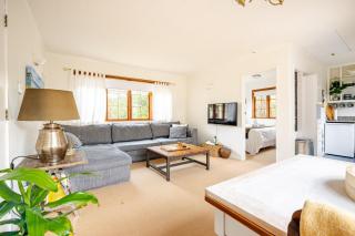 'Fox Cottage', just a stroll to Waikouaiti beach! - 8