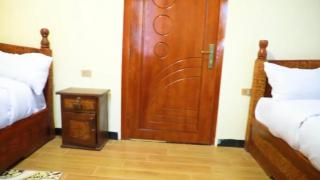 Kings Land Hotel - 4