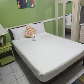 Glenhope Cottages in the City - 3