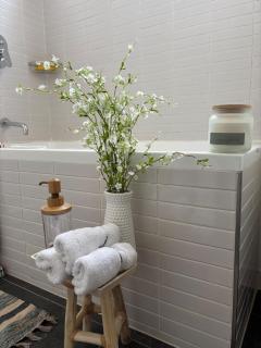 Oyarifa Oasis by Boamah Stylish Family Home Near Accra - 8