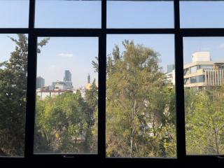 NEW - Loft with Urban View, Walk Everywhere - 4