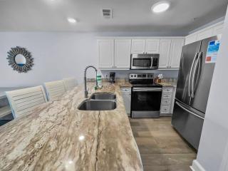 Crystal Dunes 204 - 9