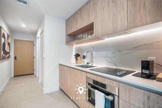 Downtown Retreat Pools Spa & Lounges Miami - 3