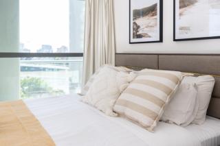 Luxury 2BR City Apartment with Pool, Gym and Parking - 3