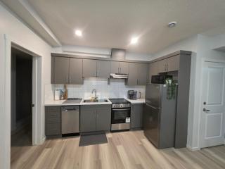 Amaville Suites - One Bedroom in West Edmonton - 7