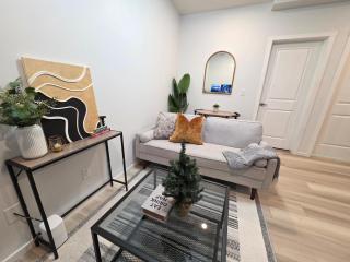 Amaville Suites - One Bedroom in West Edmonton - 3