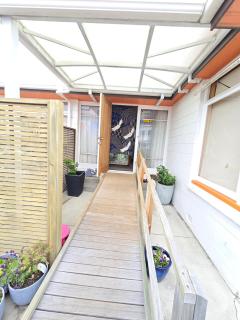 Beach 2BedGarage Sleeps 6 View Sea Hotpools & Pier - 2