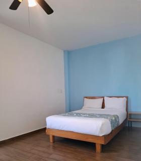 Hostal Tres Central - 8