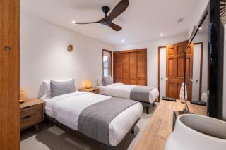 Blackcomb Greens 33 by Outpost Whistler - 2