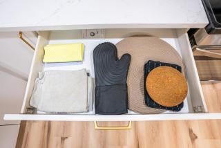 Newly Renovated Modern Private Suite with Workspace - 4