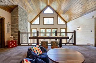 New 6BR Hot Tub-Firepit-Arcade-Playset Sleeps 22 - 5