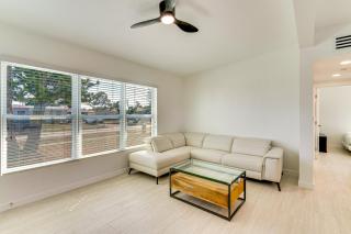 4 Mi to Beach! Sleek Getaway in Port Charlotte - 9