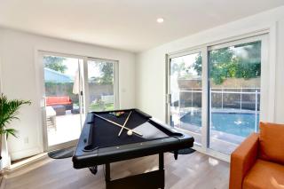 Luxury Oasis Getaway w/pool 15 mins from beach - 9