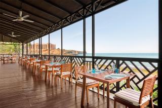 Hilton Muscat Al Bandar - 3