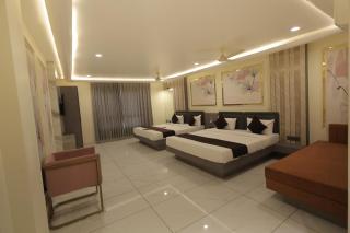 Hotel Mahakal Prajawasi - 1