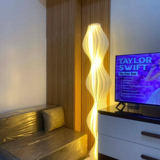 Amani by Hernz l With Balcony l Pool View l Rentals l Staycations l Airport - 1