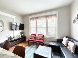 Carytown nest King Bed fully fenced - 7