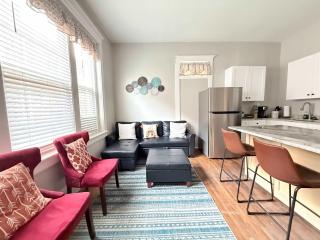 Carytown nest King Bed fully fenced - 6