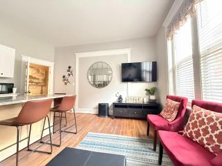 Carytown nest King Bed fully fenced - 5