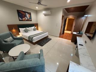 Hotel The Crown Inn Jhunjhunu - 2