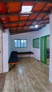 Linda Casa, próximo ao aeroporto e do Shopping Estação - 3