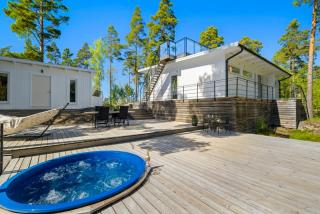 Modern Archipelago Cabin With Hot Tub On Timrarön - 7