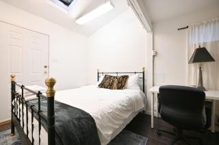 Vancouver UBC 2BD Suite - 2