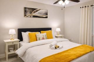 Executive 4-Bed Luxury Detached in Oakville - Prime location - 8