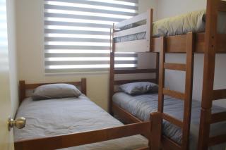 Dpto tercer piso con piscina cerca de Playa el Faro - 2