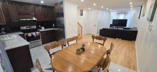 Charming Family Home in Peaceful Laval - 5