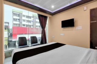 Townhouse Madhyamgram Chowmatha Bus Terminal Kolkata Formerly Star Guest House - Dohāri - 3