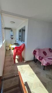 Amplio mini depto 6 o 7 Personas - 1