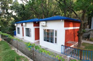 Shri Bhagrith Resort pool and restaurant - 4