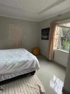 Prime Ezulwini 1-Bedroom Near Corner Plaza & Wi-Fi - 2