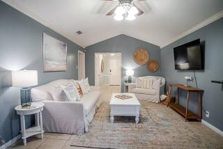Cozy Retreat | Pool Table | King - 5