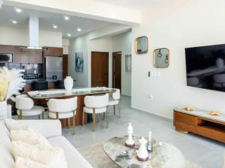 Beautiful apartment just 3 blocks from the beach - 4