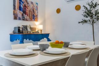 Palazzo Ducoss - Apt 5 - Three Bedroom Two Bathroom - 5