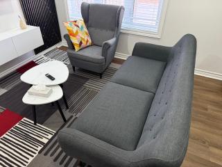 Cozy Private Two-Level Suite In Brampton With Separate Entrance And Living Area on Main Floor - 7