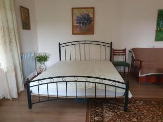 SUNNY SWEET HOME - 2