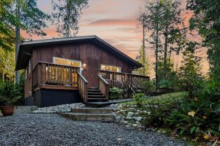 Little Bear Cabin at Raven's Moon - Ucluelet - 0