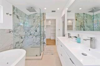 Beautiful home with VIEWS in Silver Lake Hills - 1