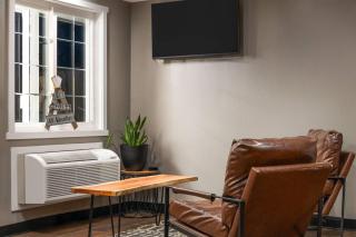 Basecamp Puyallup a Travelodge by Wyndham - 4