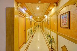 Collection O Dandiya Bazar Formerly Vrundavan Residency - 6