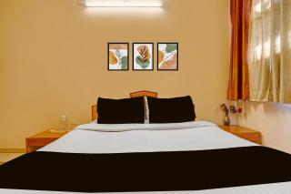 Collection O Dandiya Bazar Formerly Vrundavan Residency - 1