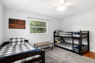 Southern Comfort House - 6