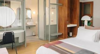 The House Tour Middletown - 7