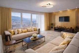 SKY Apartment Sarajevo Luxury View Free Parking - Sarajevo - 0