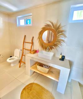 Stunning Private 8 sleeper Villa with private plunge Pool, Wi-Fi, AC TV 90m Paje Beach Zanzibar - 6