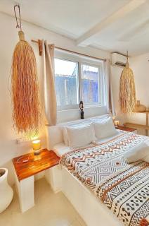 Paje Private Villa for 8 Guests Pool AC Smart TV WiFi Backup Generator Walk to Beach Bars Restaurants - 1