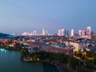 Echarm Hotel Changsha Yuelu Mountain University Town Fubuhe Subway Station Branch - 9